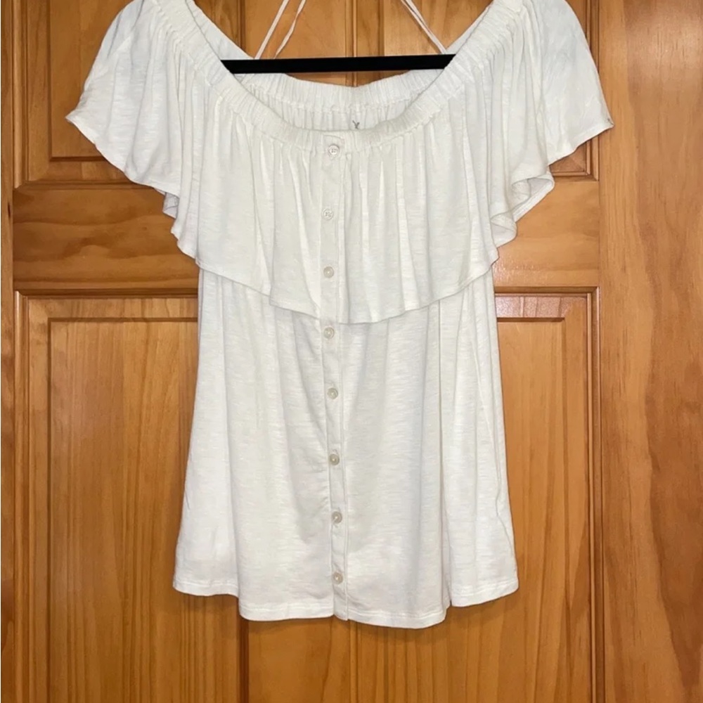 American Eagle Off shoulder top - size Medium